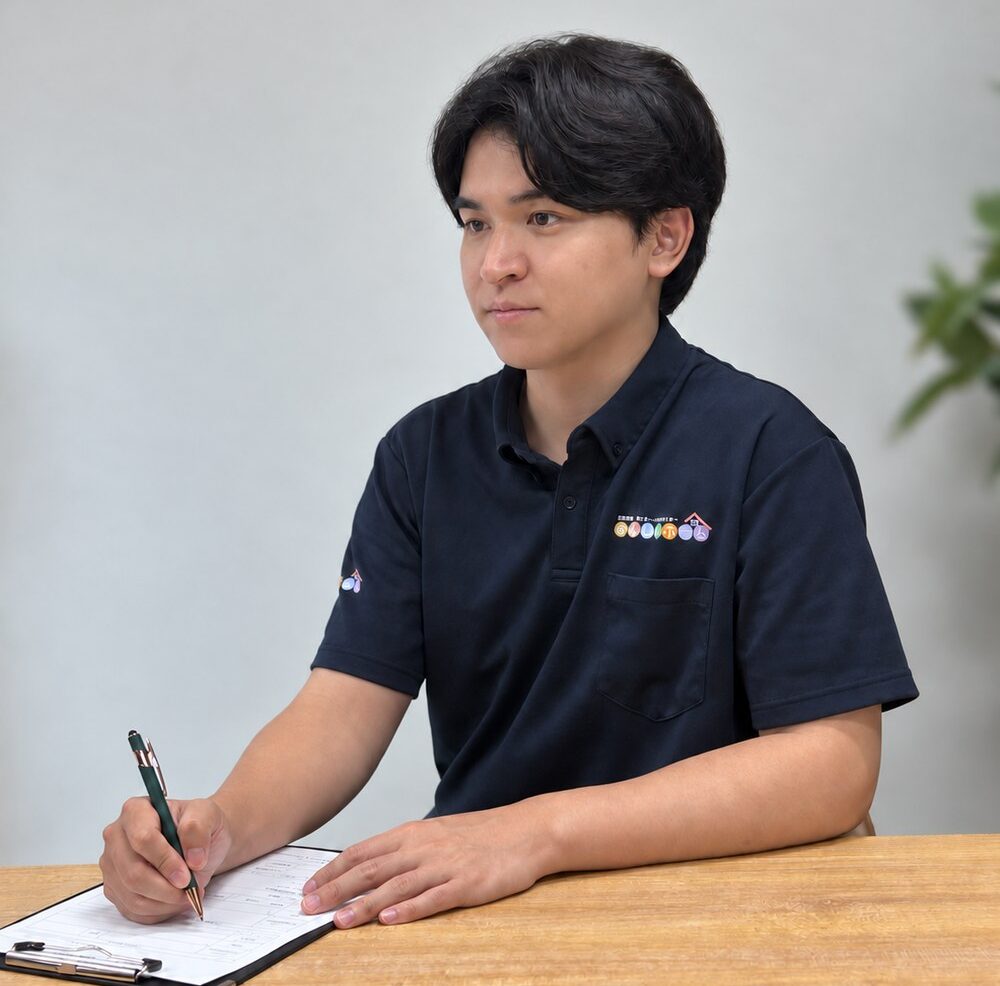 ご相談内容を伺う理学療法士の下村